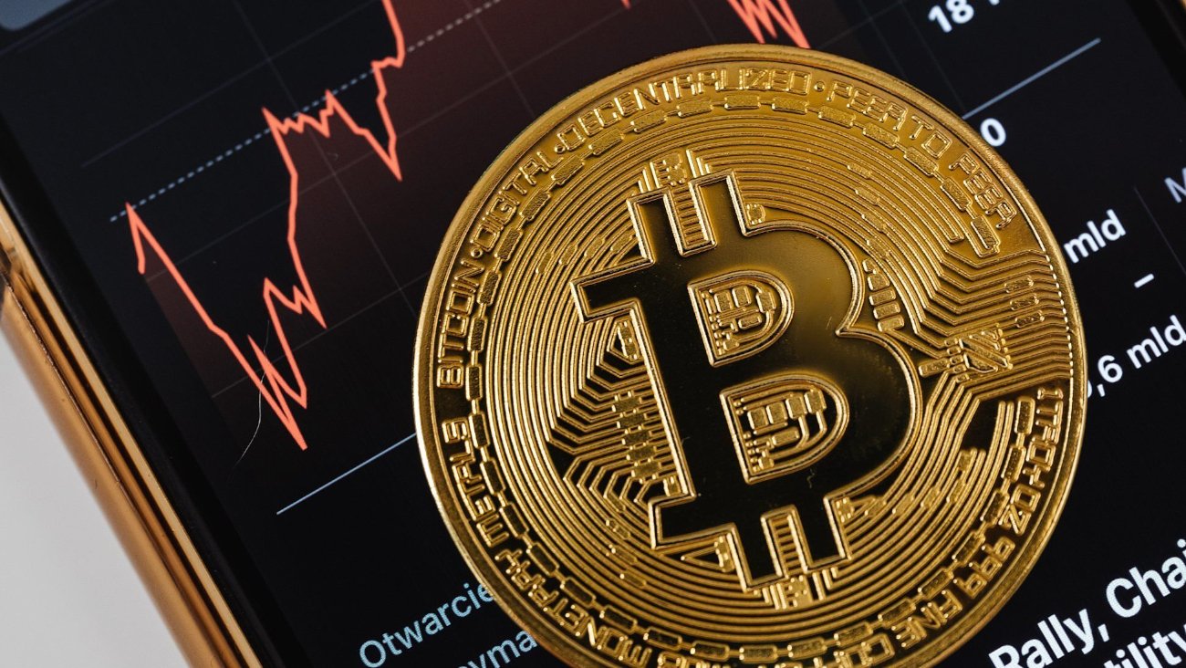 ¿Es buena idea invertir en Bitcoin?