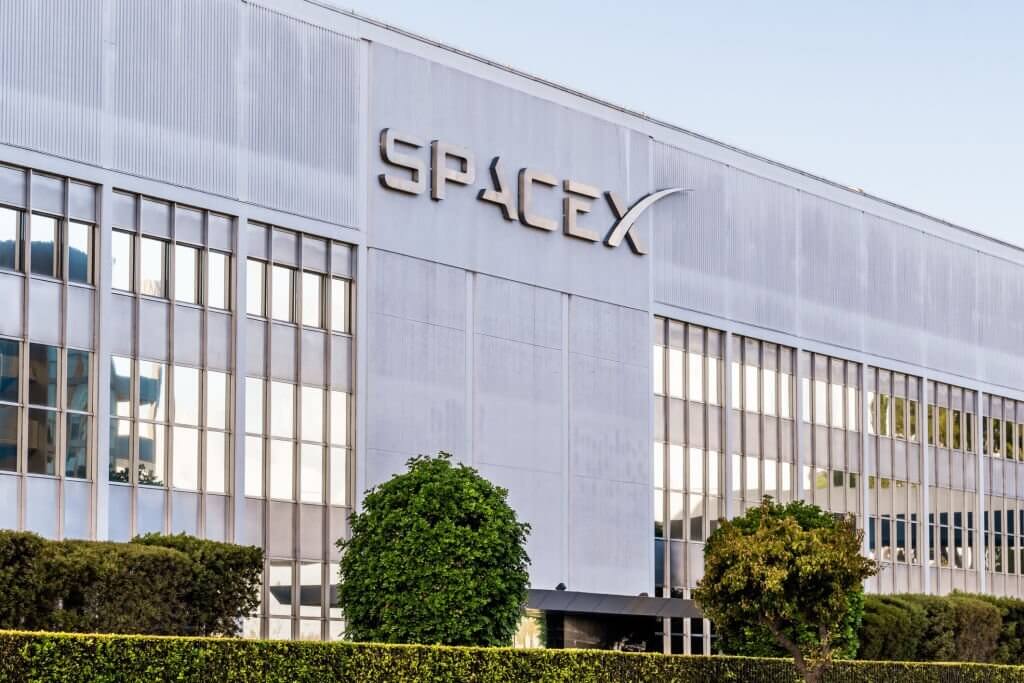 spacex vende tenencias en bitcoin